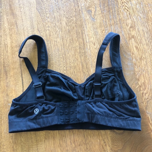 Lululemon ta ta tamer Sports 34C - Picture 3 of 5